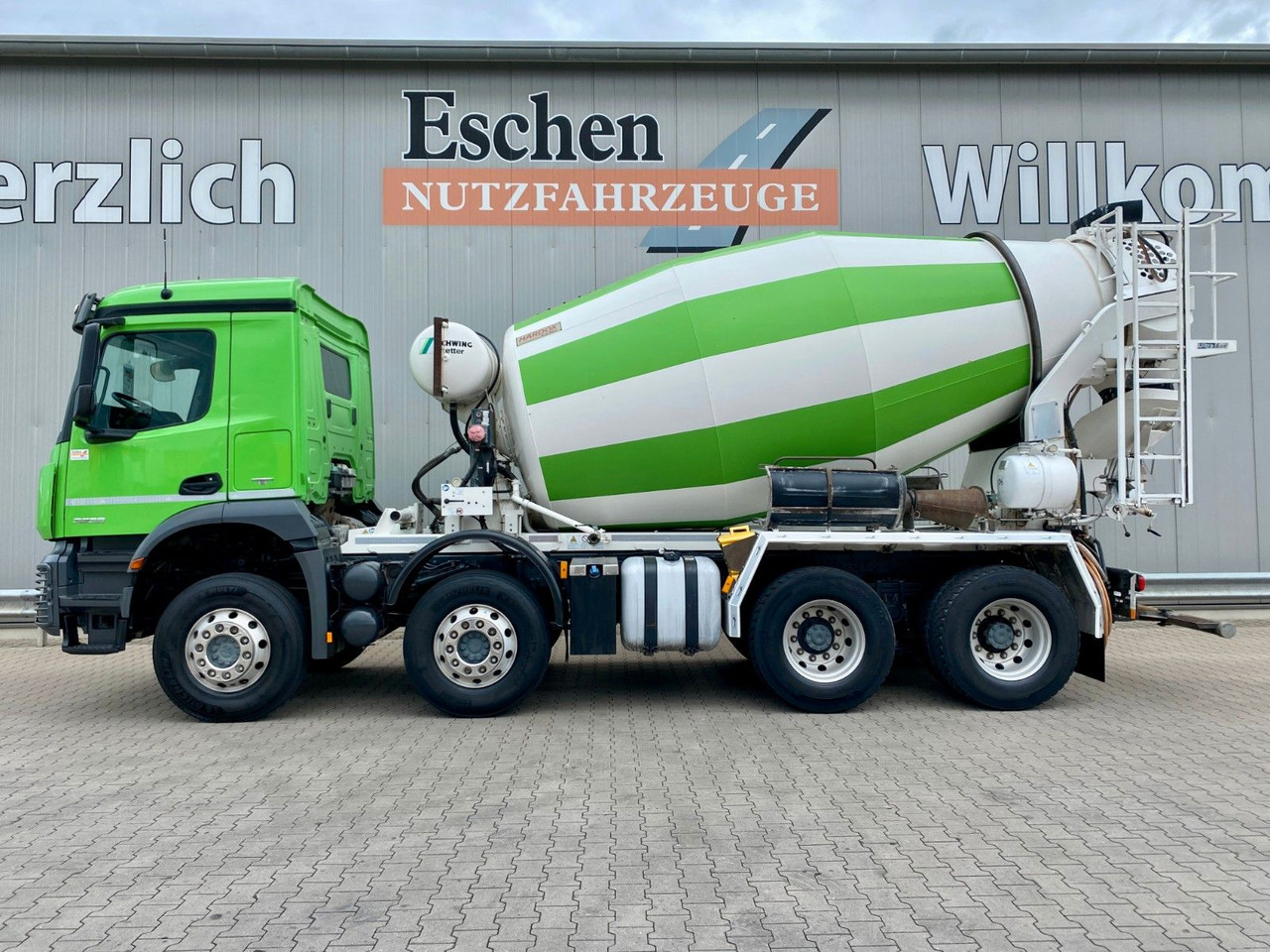 Mercedes-Benz 3236 Arocs | 9m³ Stetter*Klima*Navi*Blatt*1.Hand - Betonvedējs: foto 2 Mercedes-Benz 3236 Arocs | 9m³ Stetter*Klima*Navi*Blatt*1.Hand - Betonvedējs: foto 2