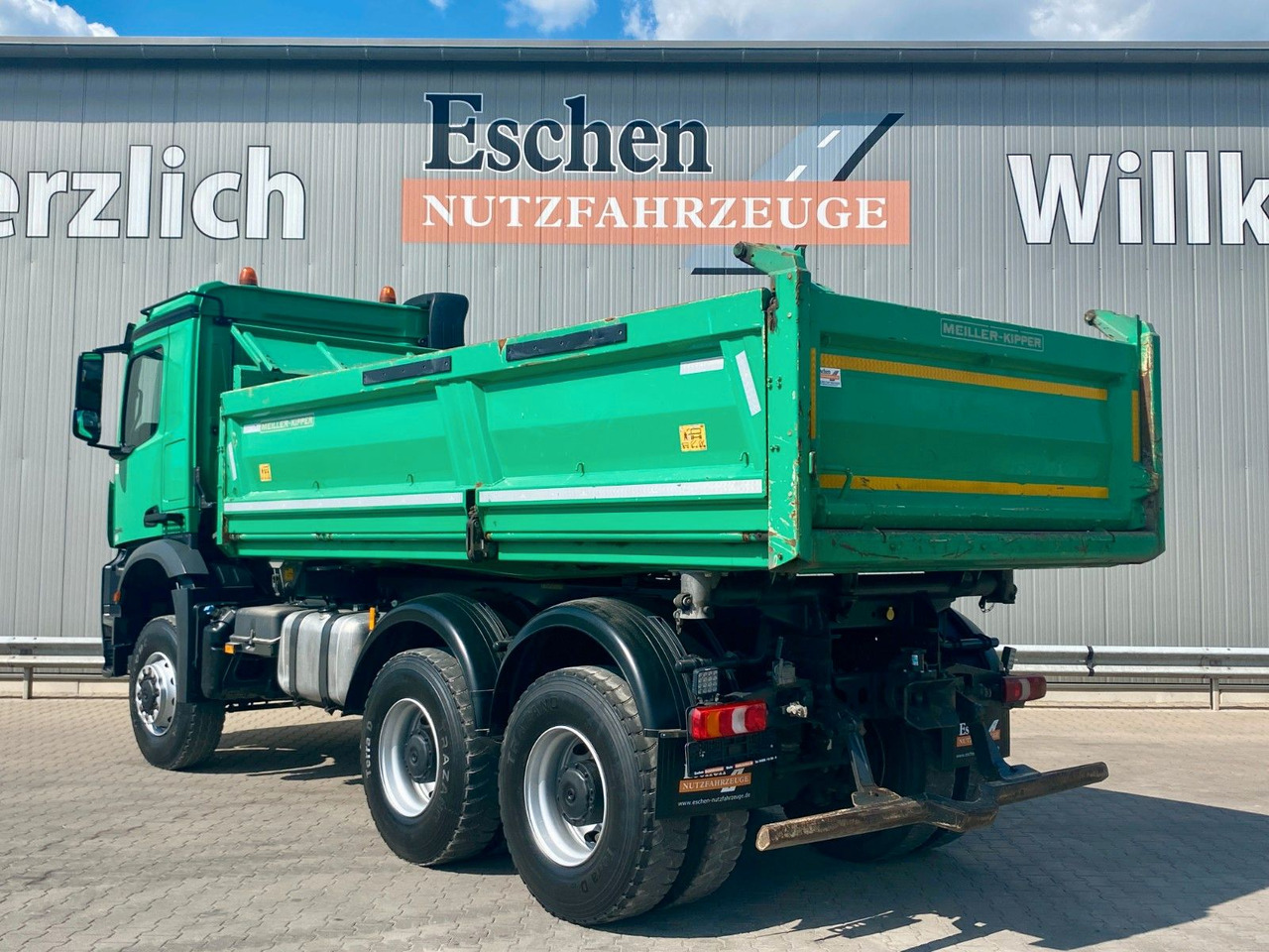 Mercedes-Benz 3345 Arocs 6x6 | MEILLER*Bordmatik*AHK*Blatt*AC - Kravas automašīna pašizgāzējs: foto 4 Mercedes-Benz 3345 Arocs 6x6 | MEILLER*Bordmatik*AHK*Blatt*AC - Kravas automašīna pašizgāzējs: foto 4