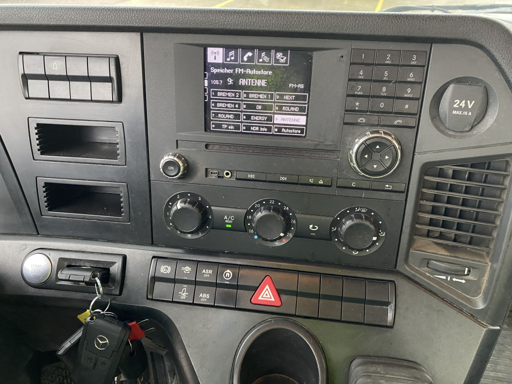 Mercedes-Benz 3540 8x4 Arocs / 9 m³ Intermix-Aufbau - Betonvedējs: foto 3 Mercedes-Benz 3540 8x4 Arocs / 9 m³ Intermix-Aufbau - Betonvedējs: foto 3