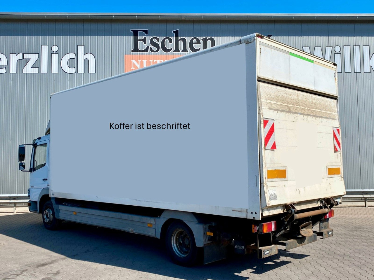 Mercedes-Benz 818 Atego | MBB LBW 1,00to.*3x Sitze*AHK*Teppich - Furgons ar slēgtā virsbūve: foto 3 Mercedes-Benz 818 Atego | MBB LBW 1,00to.*3x Sitze*AHK*Teppich - Furgons ar slēgtā virsbūve: foto 3