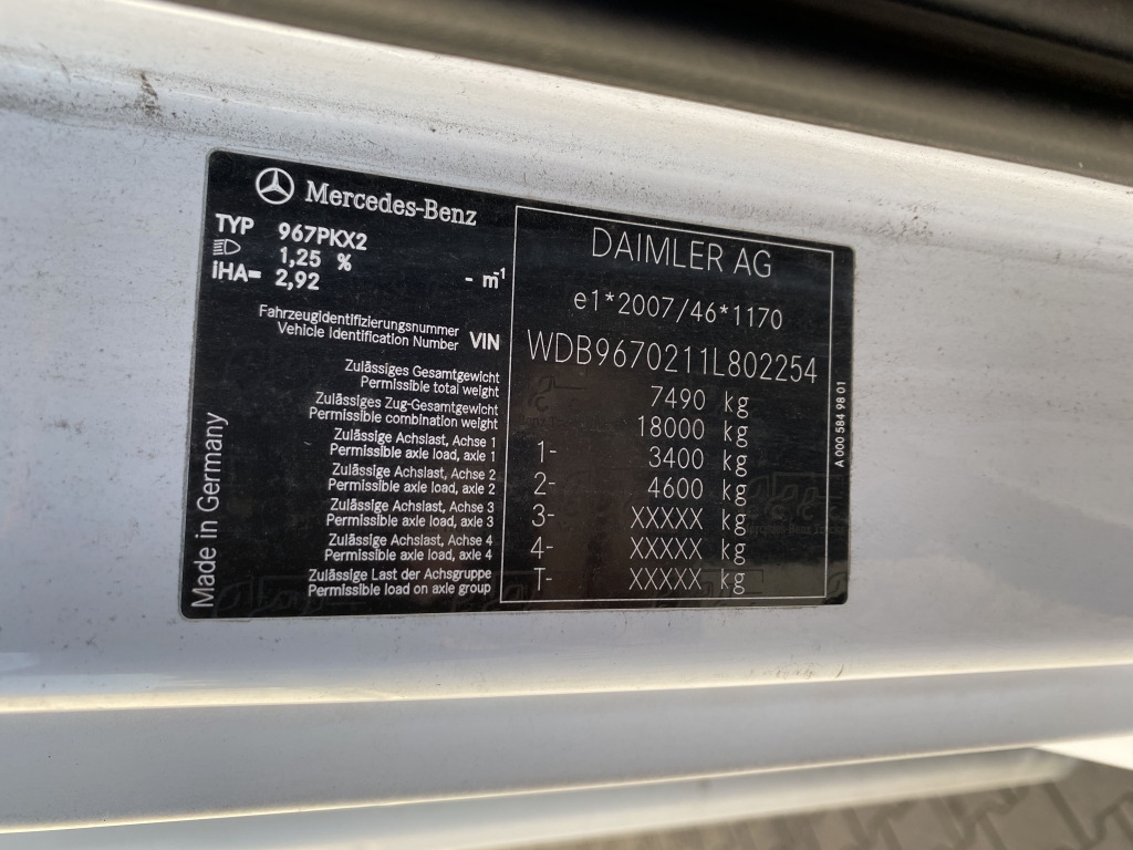 Mercedes-Benz 818 L Atego / BÄR-LBW - Kravas automašīna ar slēgto virsbūvi: foto 4 Mercedes-Benz 818 L Atego / BÄR-LBW - Kravas automašīna ar slēgto virsbūvi: foto 4