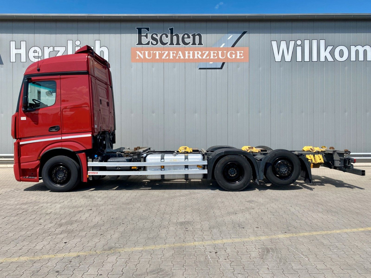 Mercedes-Benz Actros 2546 LL 6x2 | SDG-Multi*Retarder*Navi*AHK - Konteineru vedējs/ Kravas automašīna ar noņemamā virsbūve: foto 2 Mercedes-Benz Actros 2546 LL 6x2 | SDG-Multi*Retarder*Navi*AHK - Konteineru vedējs/ Kravas automašīna ar noņemamā virsbūve: foto 2
