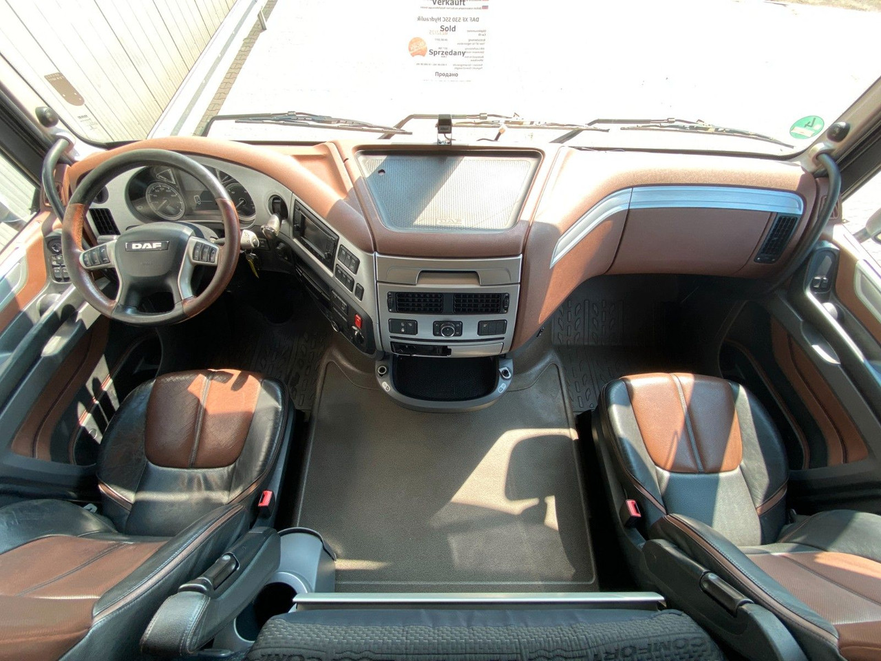 Vilcējs DAF XF 530 Super Space Cab | Hydraulik*Standklima: foto 14
