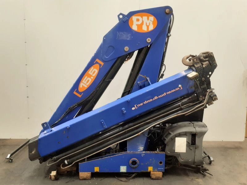 Grúa PM 15523 - Celtnis-manipulators - Kravas automašīna: foto 2 Grúa PM 15523 - Celtnis-manipulators - Kravas automašīna: foto 2