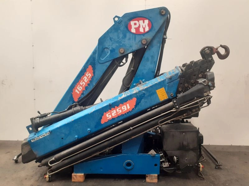 Grúa PM 16 - Celtnis-manipulators - Kravas automašīna: foto 4 Grúa PM 16 - Celtnis-manipulators - Kravas automašīna: foto 4