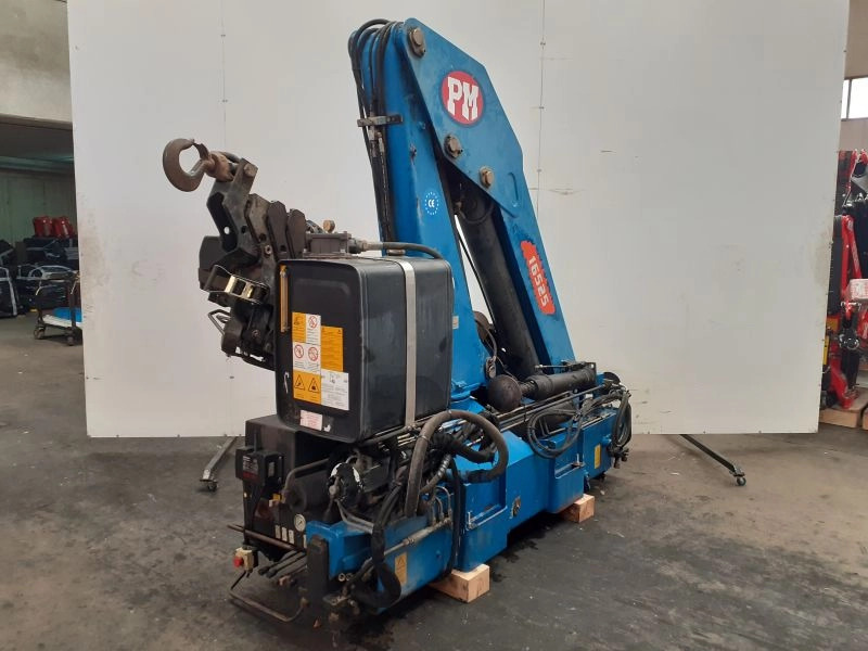 Grúa PM 16 - Celtnis-manipulators - Kravas automašīna: foto 3 Grúa PM 16 - Celtnis-manipulators - Kravas automašīna: foto 3