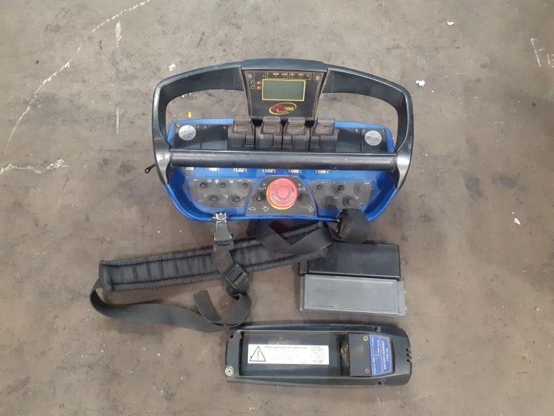 Grúa PM 18 SP - Celtnis-manipulators - Kravas automašīna: foto 5 Grúa PM 18 SP - Celtnis-manipulators - Kravas automašīna: foto 5