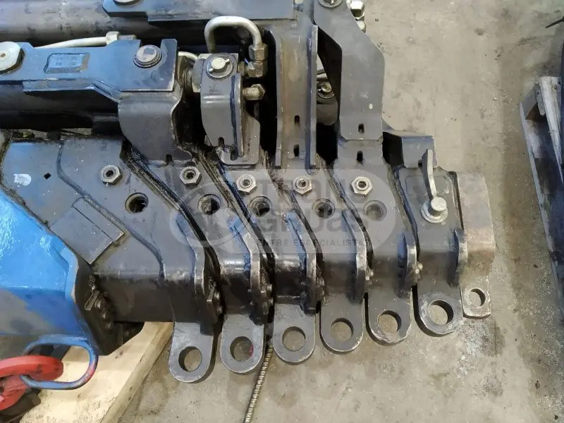 Grúa PM 23 solo para recambios - Celtnis-manipulators - Kravas automašīna: foto 2 Grúa PM 23 solo para recambios - Celtnis-manipulators - Kravas automašīna: foto 2