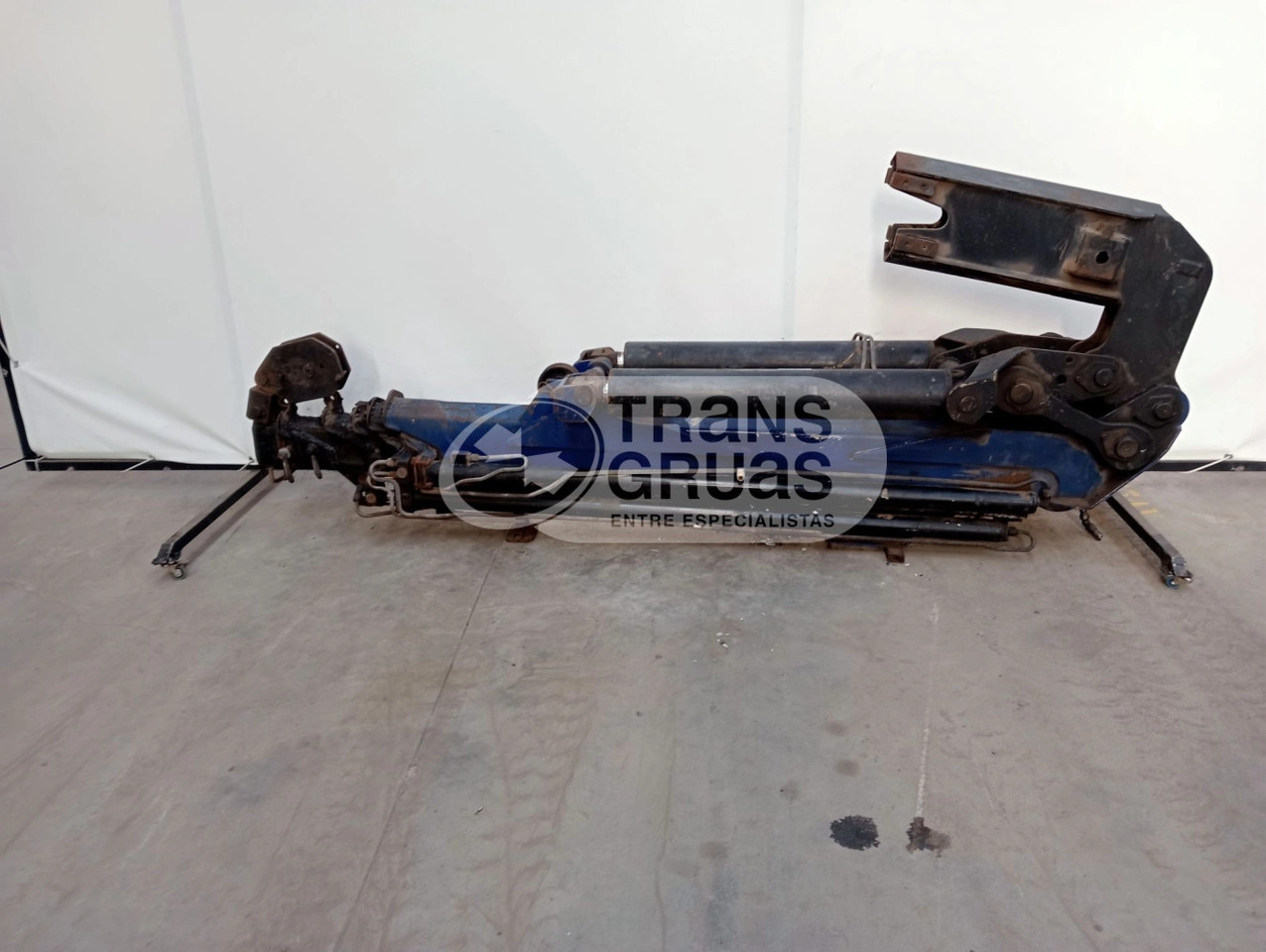 Grúa PM 63 SP - Celtnis-manipulators - Kravas automašīna: foto 2 Grúa PM 63 SP - Celtnis-manipulators - Kravas automašīna: foto 2