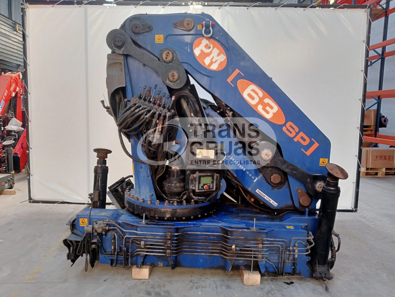 Grúa PM 63 SP - Celtnis-manipulators - Kravas automašīna: foto 1 Grúa PM 63 SP - Celtnis-manipulators - Kravas automašīna: foto 1