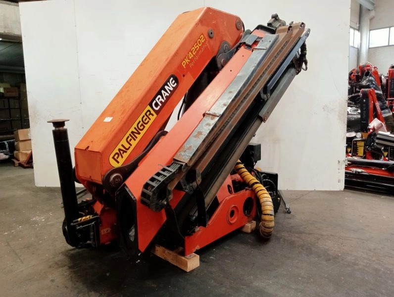 Grúa Palfinger PK 42502 - Celtnis-manipulators - Kravas automašīna: foto 5 Grúa Palfinger PK 42502 - Celtnis-manipulators - Kravas automašīna: foto 5