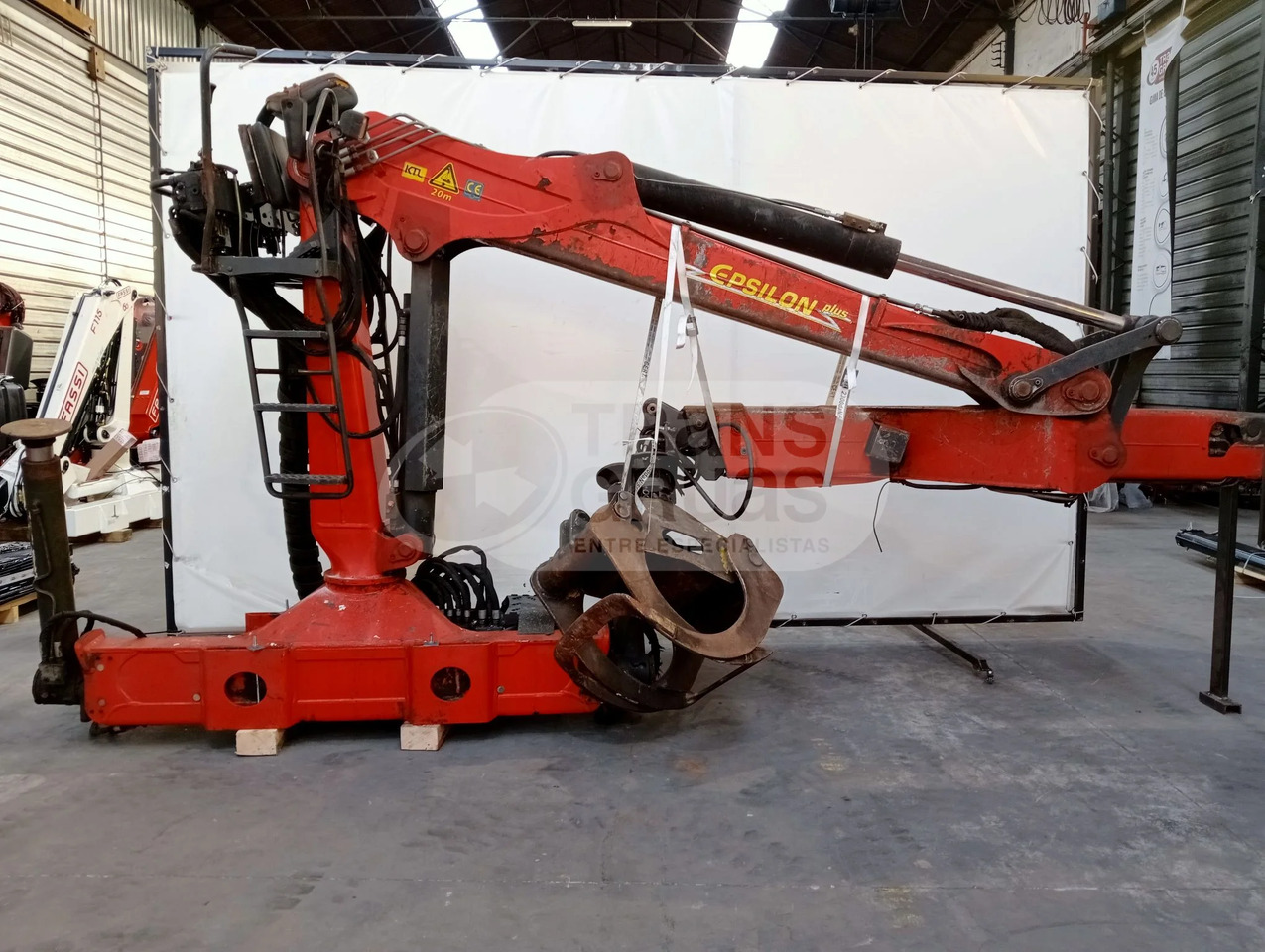 Grúa hidráulica Epsilon E140L 79V - Celtnis-manipulators: foto 3 Grúa hidráulica Epsilon E140L 79V - Celtnis-manipulators: foto 3
