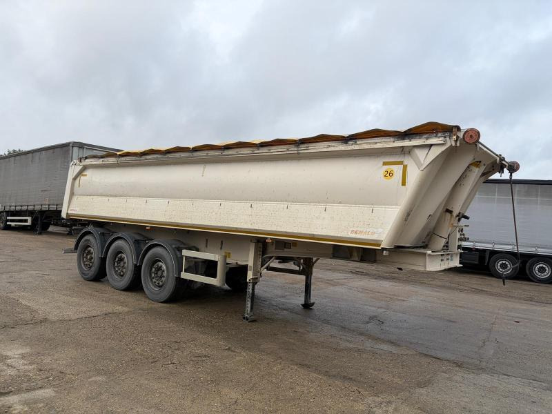 Benalu - Puspiekabe pašizgāzējs: foto 4 Benalu - Puspiekabe pašizgāzējs: foto 4