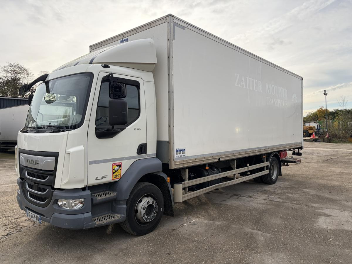 DAF LF 210 - Kravas automašīna ar slēgto virsbūvi: foto 4 DAF LF 210 - Kravas automašīna ar slēgto virsbūvi: foto 4