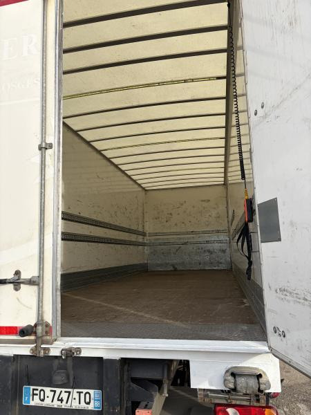 DAF LF 210 - Kravas automašīna ar slēgto virsbūvi: foto 3 DAF LF 210 - Kravas automašīna ar slēgto virsbūvi: foto 3