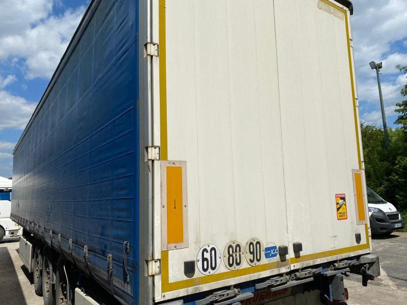 Fruehauf - Tenta puspiekabe: foto 2 Fruehauf - Tenta puspiekabe: foto 2