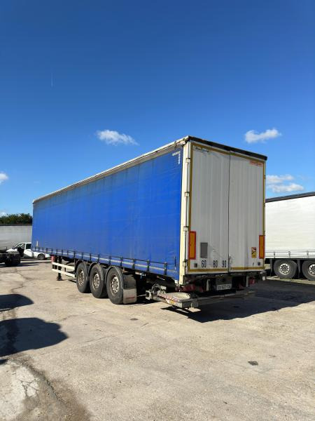 Fruehauf - Tenta puspiekabe: foto 1 Fruehauf - Tenta puspiekabe: foto 1
