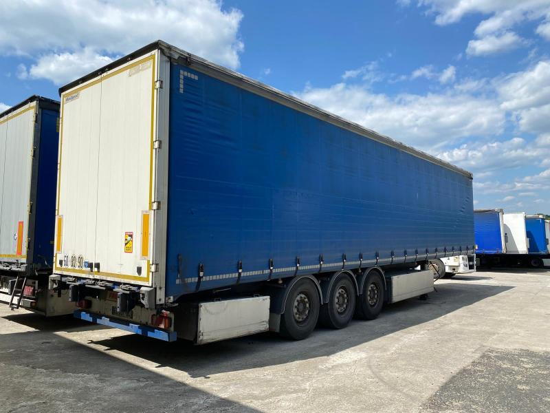 Fruehauf - Tenta puspiekabe: foto 5 Fruehauf - Tenta puspiekabe: foto 5
