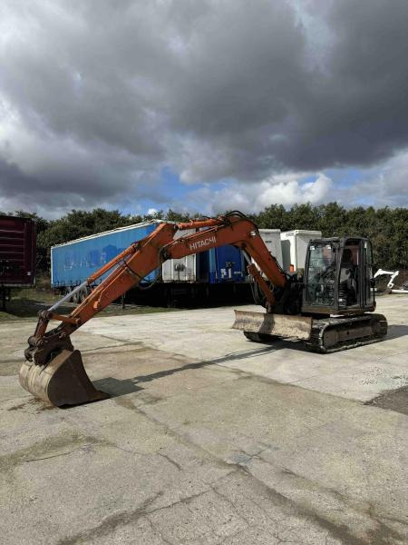 Hitachi ZX85USB-5A - Kāpurķēžu ekskavators: foto 5 Hitachi ZX85USB-5A - Kāpurķēžu ekskavators: foto 5