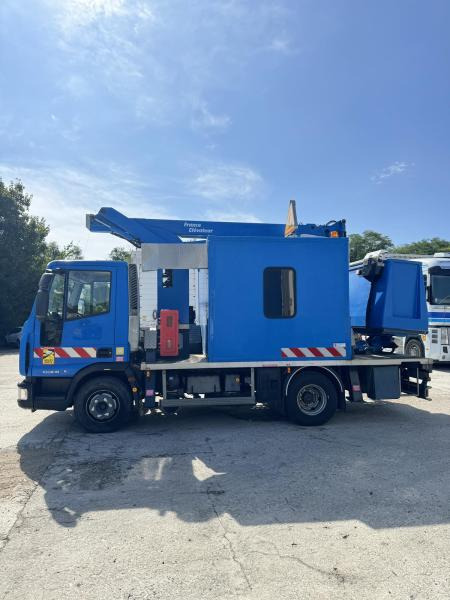 Iveco Eurocargo 100E18 - Autopacēlājs: foto 5 Iveco Eurocargo 100E18 - Autopacēlājs: foto 5