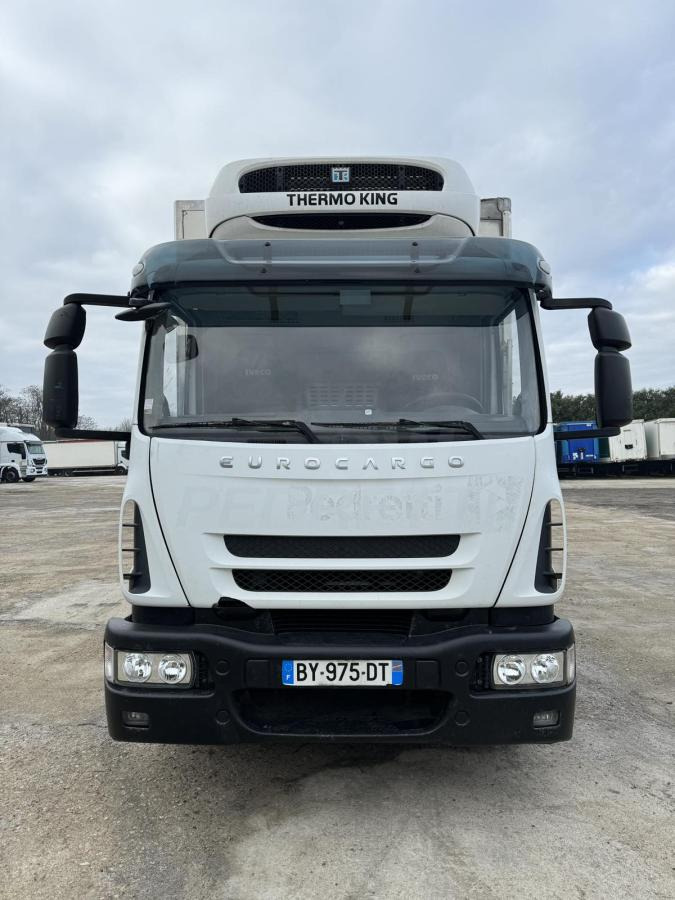 Iveco Eurocargo 160E30 - Kravas automašīna refrižerators: foto 4 Iveco Eurocargo 160E30 - Kravas automašīna refrižerators: foto 4