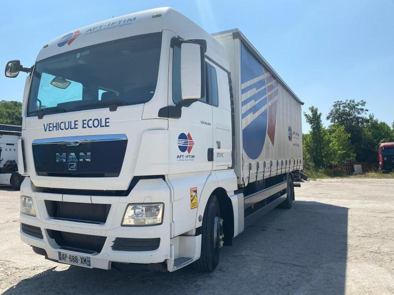 MAN TGX 18.360 - Kravas automašīna ar tentu: foto 3 MAN TGX 18.360 - Kravas automašīna ar tentu: foto 3