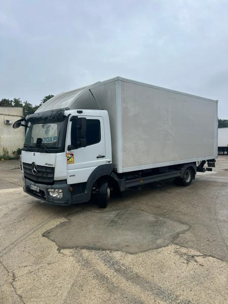 Mercedes Atego 816 - Kravas automašīna ar slēgto virsbūvi: foto 3 Mercedes Atego 816 - Kravas automašīna ar slēgto virsbūvi: foto 3