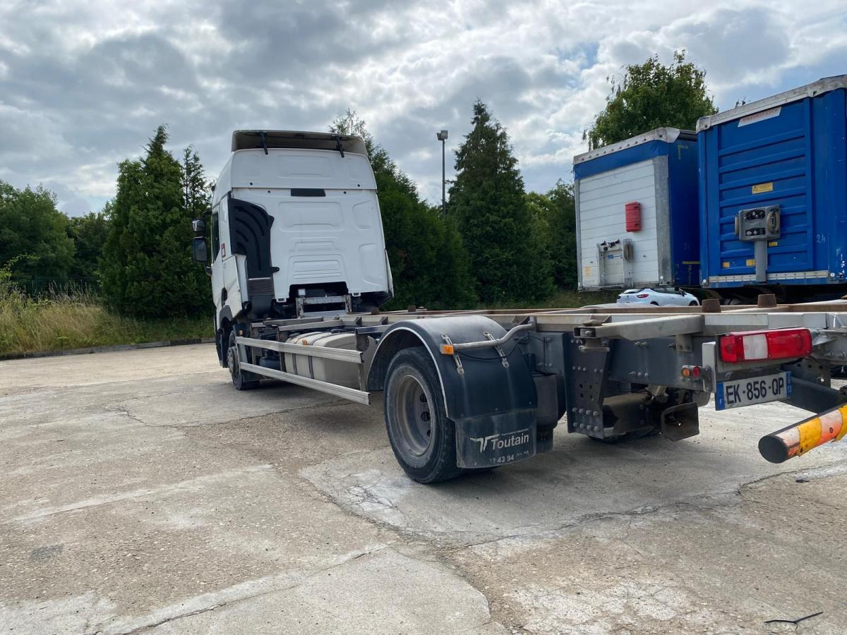 Renault Gamme T 460 - Konteineru vedējs/ Kravas automašīna ar noņemamā virsbūve: foto 3 Renault Gamme T 460 - Konteineru vedējs/ Kravas automašīna ar noņemamā virsbūve: foto 3