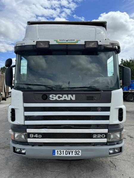 Scania 94 D220 - Kravas automašīna ar tentu: foto 3 Scania 94 D220 - Kravas automašīna ar tentu: foto 3