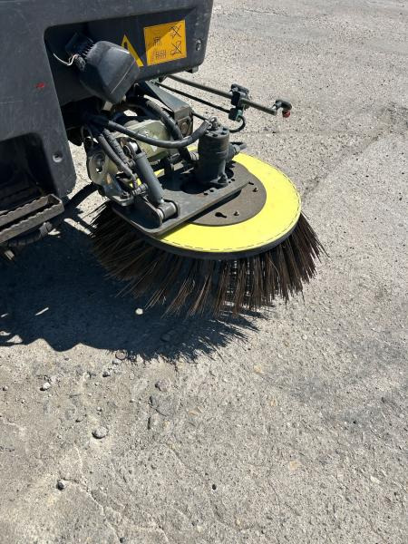 Schmidt Clingo 500 Compact 400 - Ielu tīrīšanas mašīna: foto 4 Schmidt Clingo 500 Compact 400 - Ielu tīrīšanas mašīna: foto 4