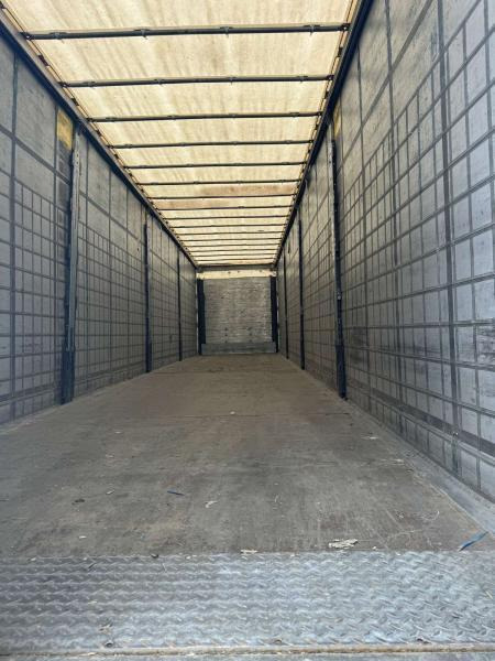 Schmitz Cargobull - Tenta puspiekabe: foto 4 Schmitz Cargobull - Tenta puspiekabe: foto 4