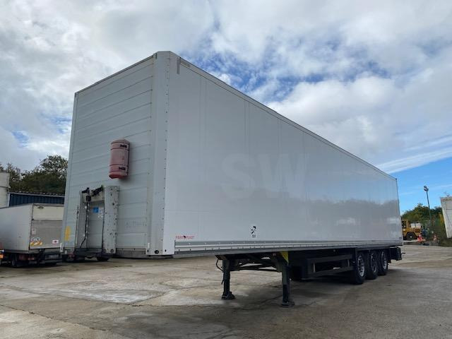 Schmitz Cargobull - Puspiekabe slēgtā virsbūve: foto 4 Schmitz Cargobull - Puspiekabe slēgtā virsbūve: foto 4