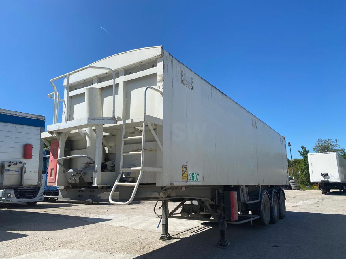 Stas - Puspiekabe pašizgāzējs: foto 4 Stas - Puspiekabe pašizgāzējs: foto 4