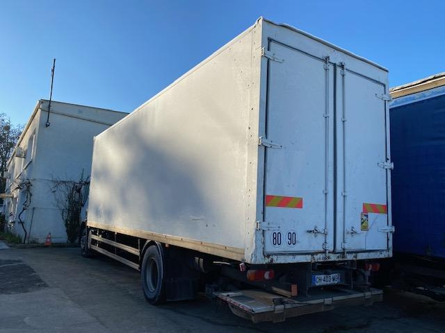 Volvo FE 300 - Kravas automašīna ar slēgto virsbūvi: foto 3 Volvo FE 300 - Kravas automašīna ar slēgto virsbūvi: foto 3