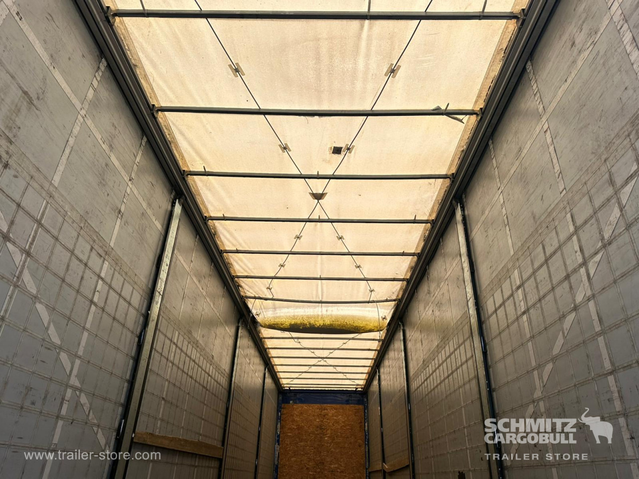FRUEHAUF Curtainsider Standard - Tenta puspiekabe: foto 5 FRUEHAUF Curtainsider Standard - Tenta puspiekabe: foto 5