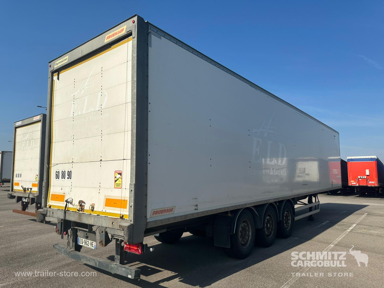 Puspiekabe slēgtā virsbūve FRUEHAUF Dryfreight Standard: foto 8