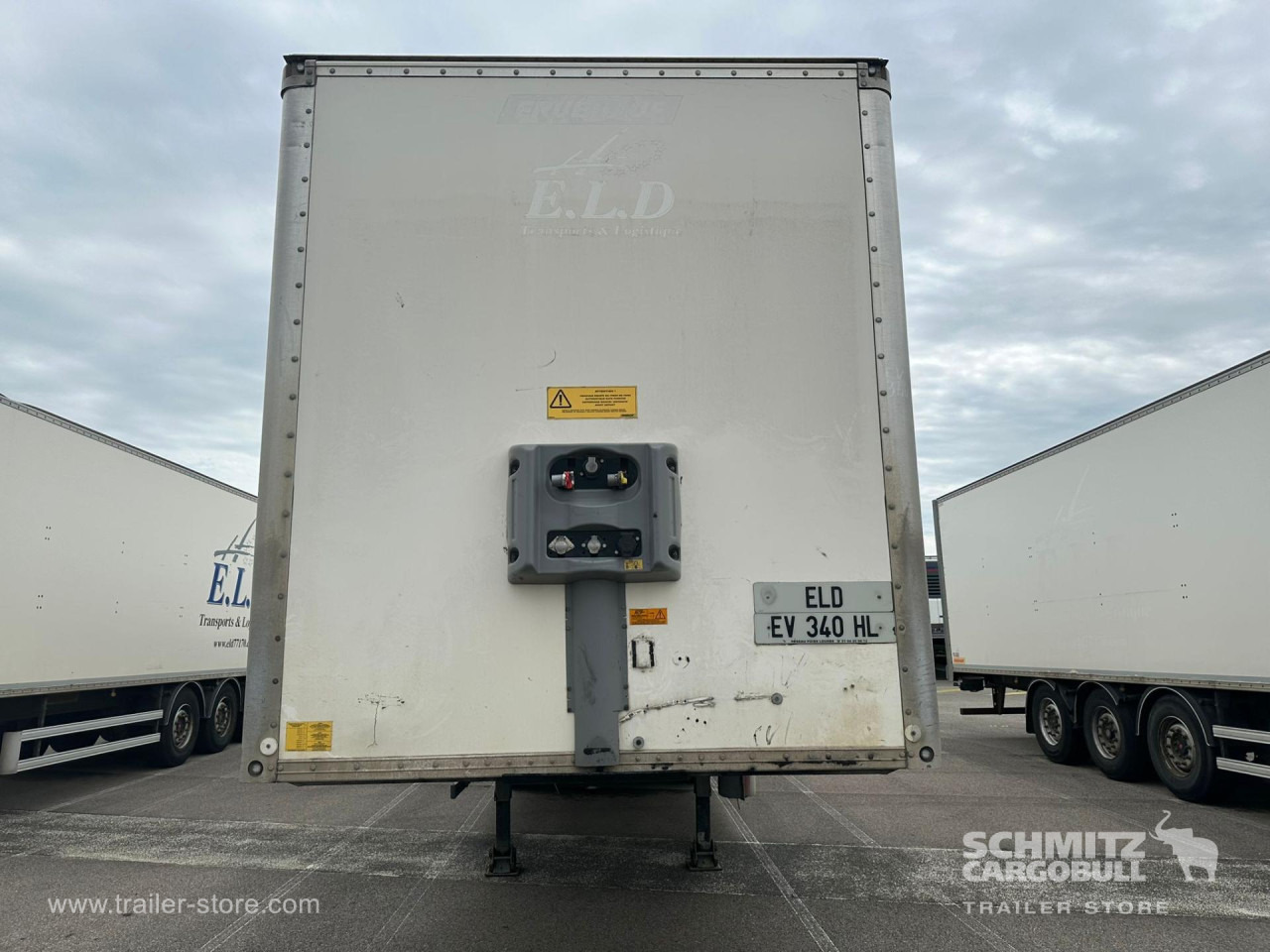 Puspiekabe slēgtā virsbūve FRUEHAUF Dryfreight Standard: foto 8