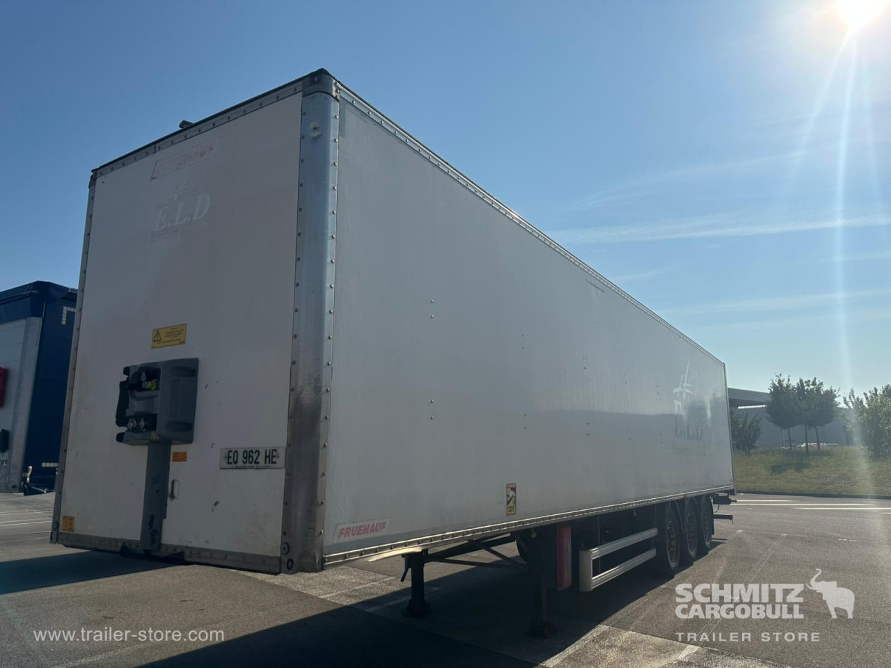 Puspiekabe slēgtā virsbūve FRUEHAUF Dryfreight Standard: foto 7