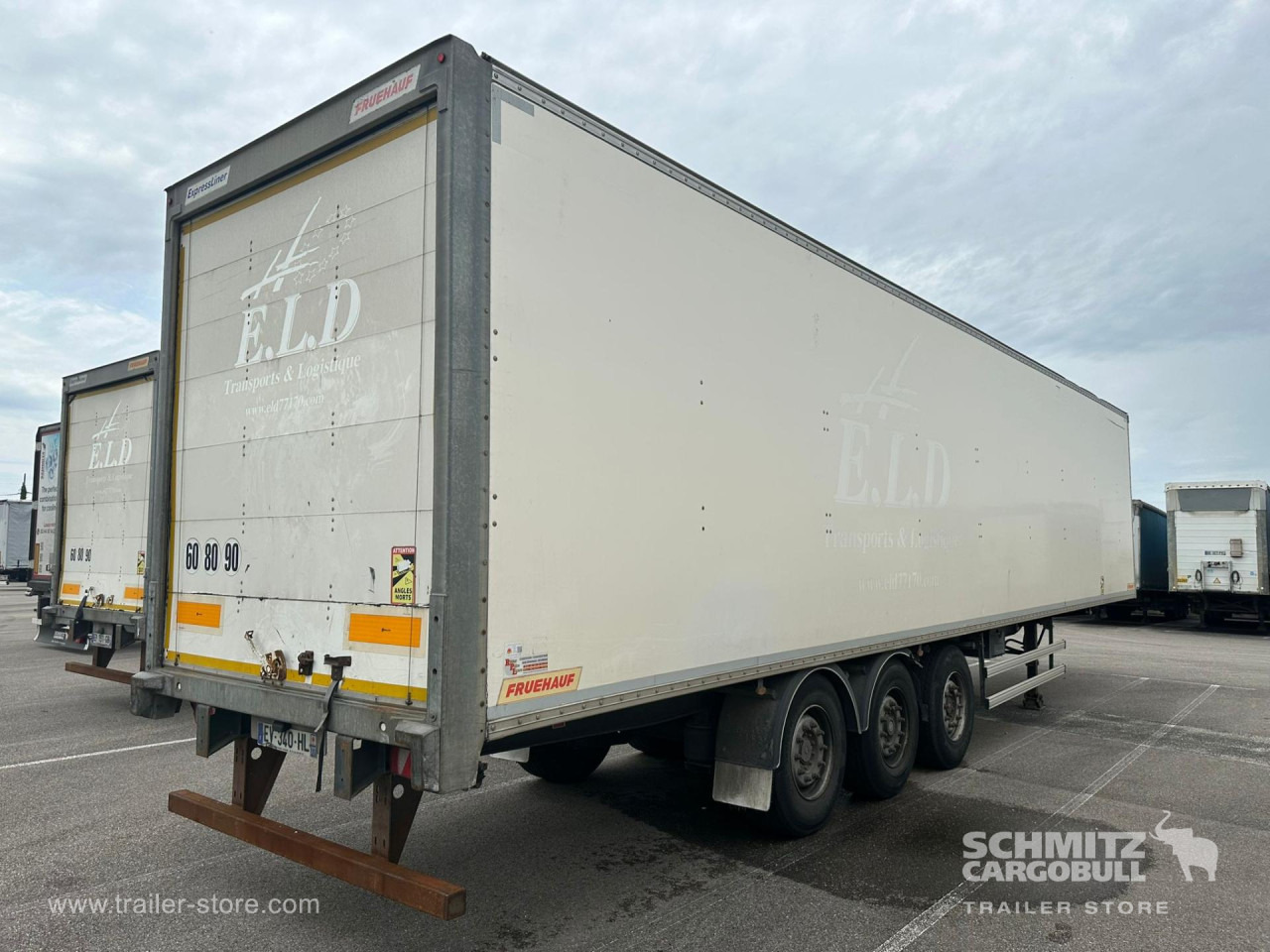 Puspiekabe slēgtā virsbūve FRUEHAUF Dryfreight Standard: foto 7