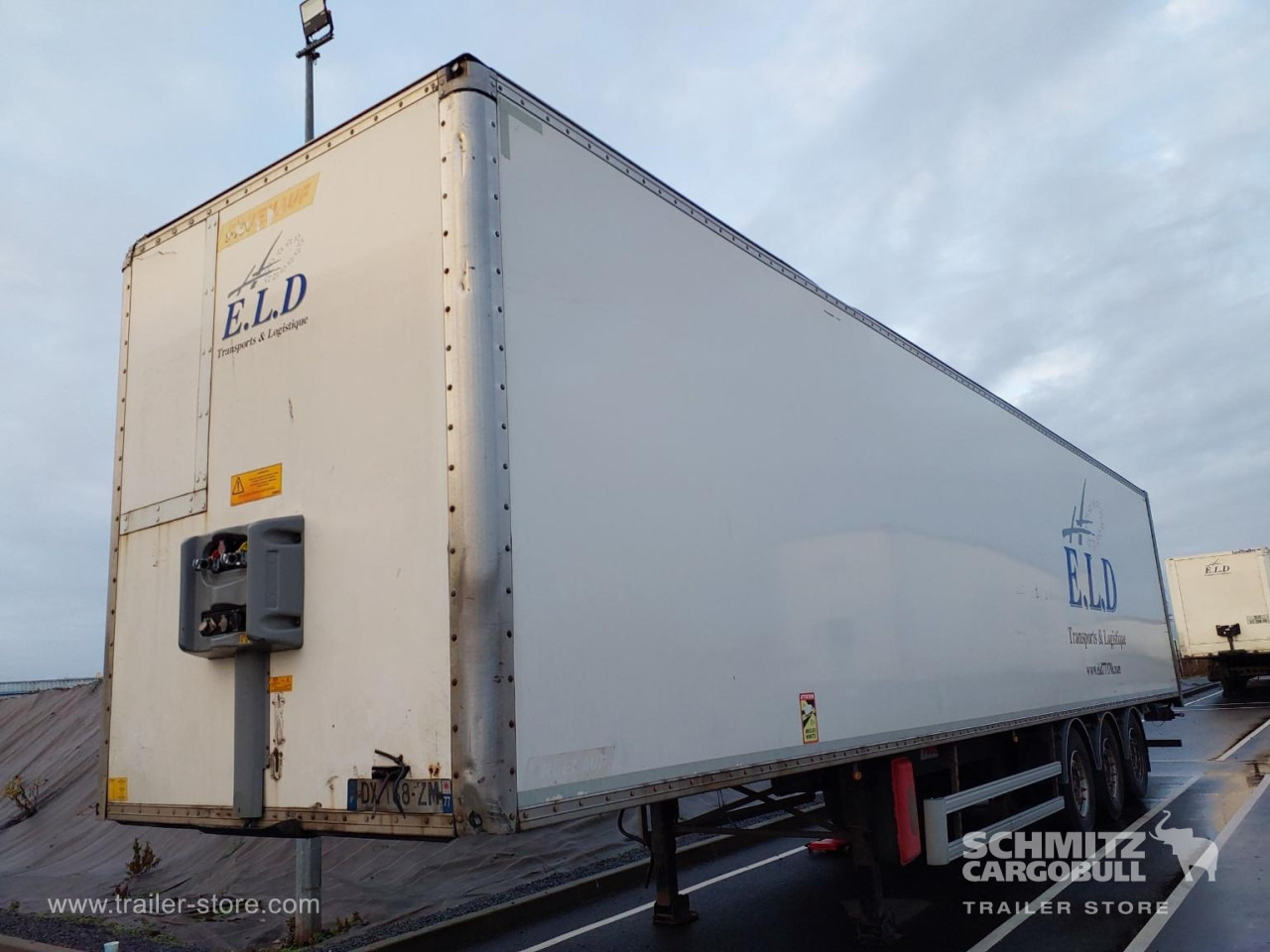FRUEHAUF Dryfreight Standard Roller shutter door - Puspiekabe slēgtā virsbūve: foto 5 FRUEHAUF Dryfreight Standard Roller shutter door - Puspiekabe slēgtā virsbūve: foto 5