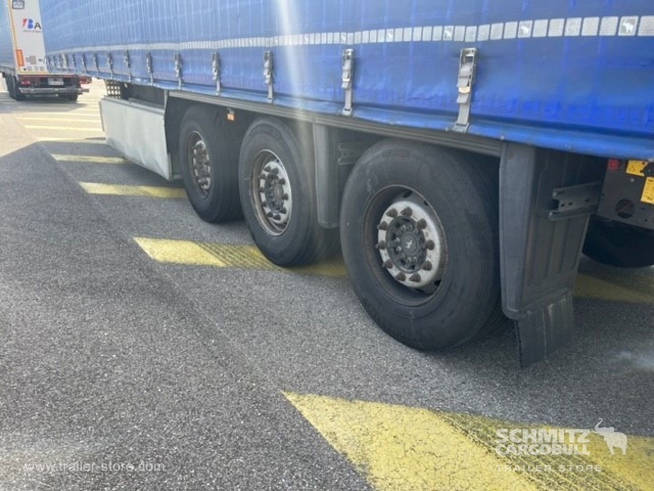 SCHMITZ Curtainsider Standard - Tenta puspiekabe: foto 4 SCHMITZ Curtainsider Standard - Tenta puspiekabe: foto 4