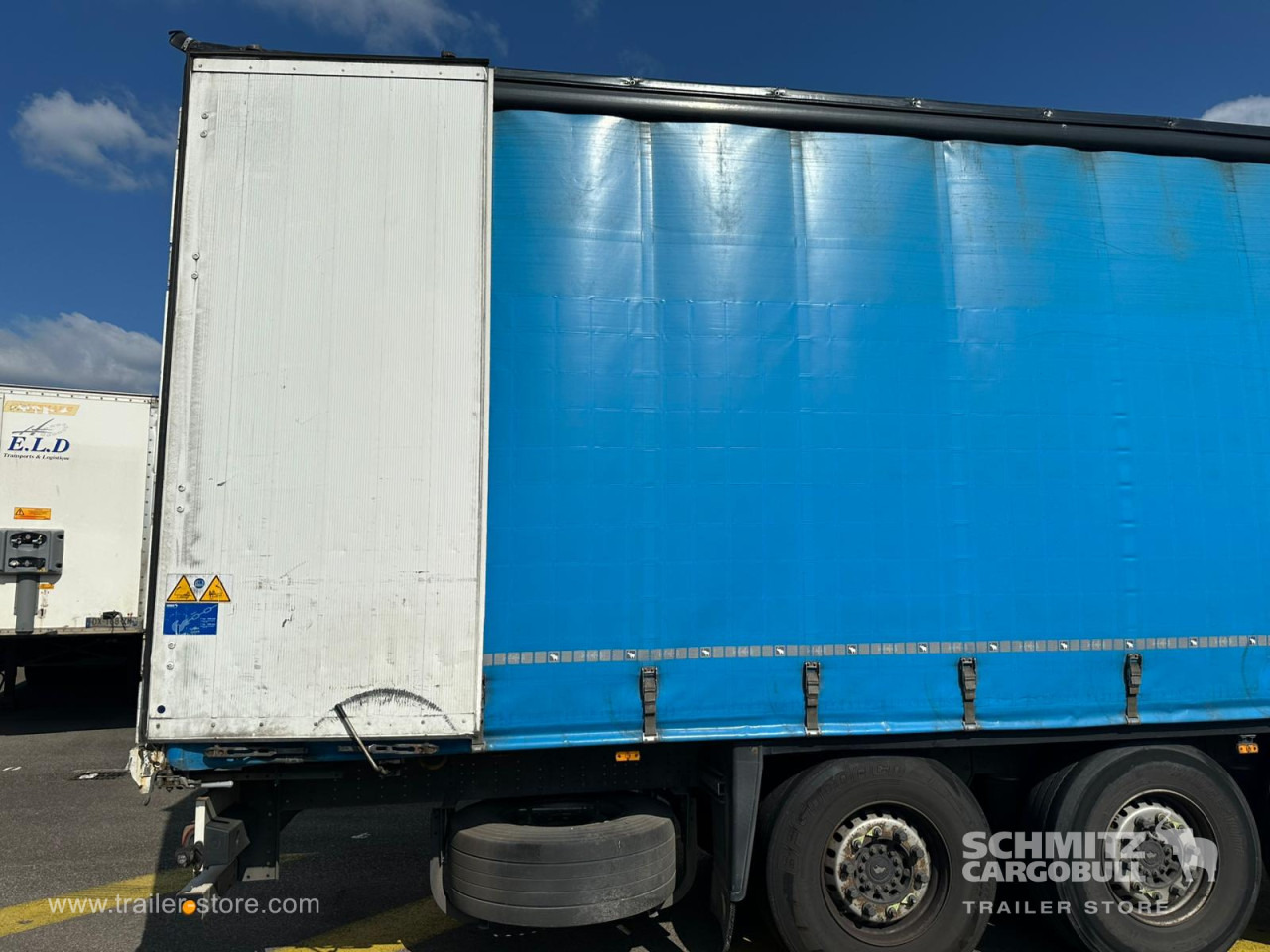 SCHMITZ Curtainsider Standard - Tenta puspiekabe: foto 5 SCHMITZ Curtainsider Standard - Tenta puspiekabe: foto 5
