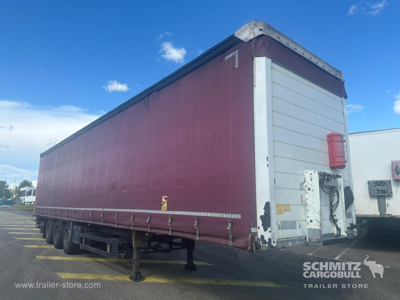 SCHMITZ Curtainsider Standard Taillift - Tenta puspiekabe: foto 1 SCHMITZ Curtainsider Standard Taillift - Tenta puspiekabe: foto 1