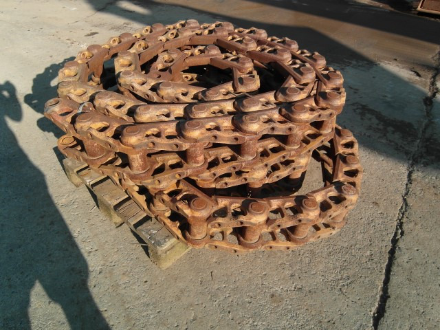 Berco - Kāpurķēdes - Celtniecības tehnika: foto 4 Berco - Kāpurķēdes - Celtniecības tehnika: foto 4