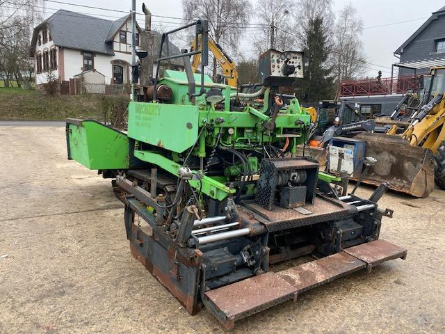 Demag Liba DF 60 C - Asfalta klājējs: foto 4 Demag Liba DF 60 C - Asfalta klājējs: foto 4