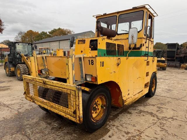 Hamm GRW 15  - Pneimatiskais veltnis: foto 1 Hamm GRW 15  - Pneimatiskais veltnis: foto 1