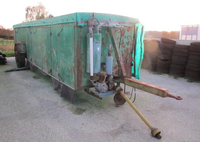 Melkwagen 6 Stehplätze - Slaukšanas tehnika: foto 2 Melkwagen 6 Stehplätze - Slaukšanas tehnika: foto 2