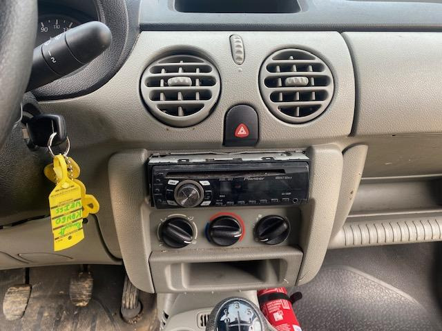 Mazs furgons Renault Kangoo: foto 9