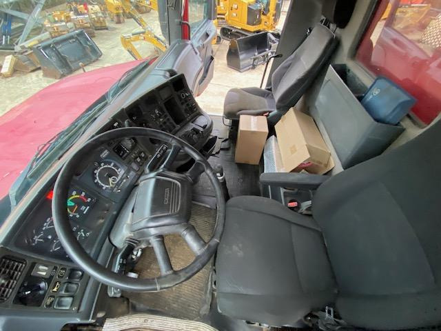 Kravas automašīna pašizgāzējs Scania T 114 C 380: foto 7