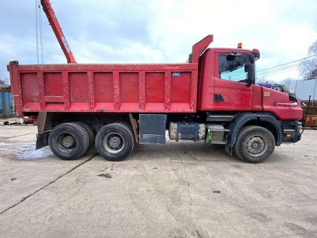 Kravas automašīna pašizgāzējs Scania T 114 C 380: foto 20